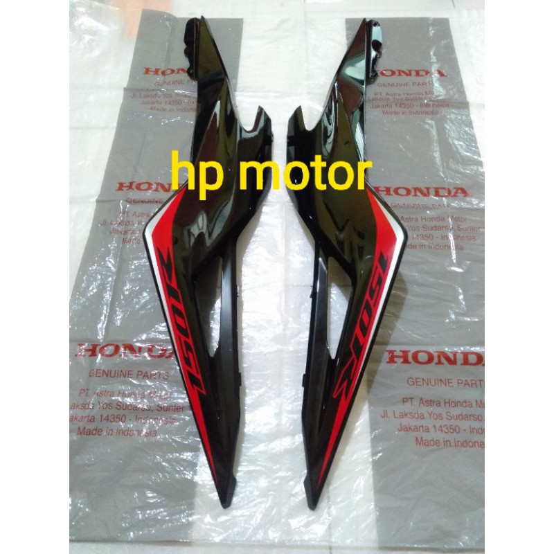 BODY BELAKANG CBR150R K45N HITAM SET KANAN KIRI PLUS STICKER COVER BODY CBR150 R HITAM ORIGINAL