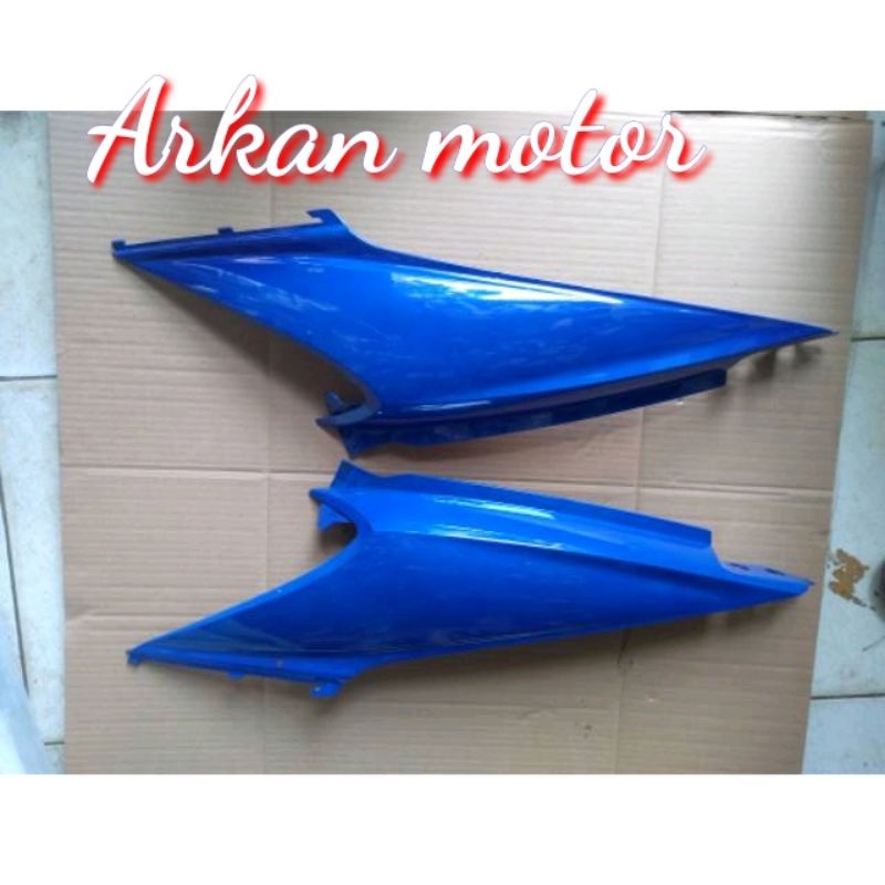 Body beat karbu cover samping beat karbu warna biru