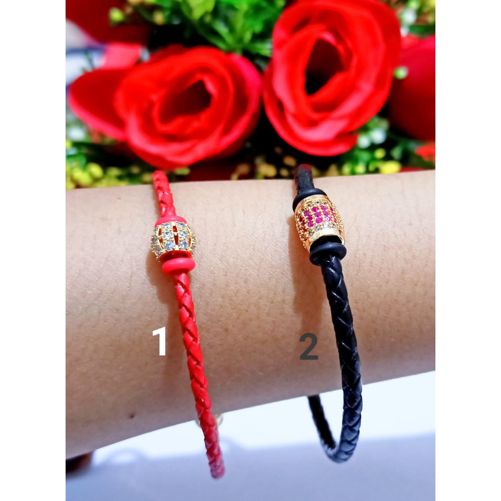 Gelang tali pandora mainan liontin