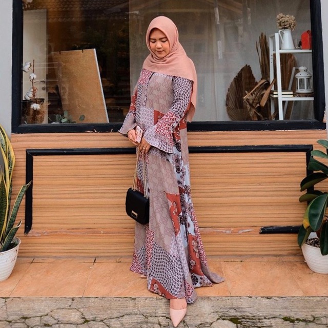 Pretty Dress By Kienka.id