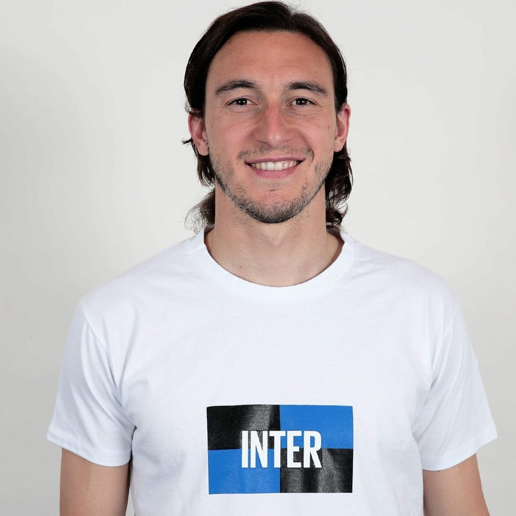 KAOS *NTER ESSENTIALS LOGO - KAOS BOLA JAKET BOLA JERSEY BOLA K01