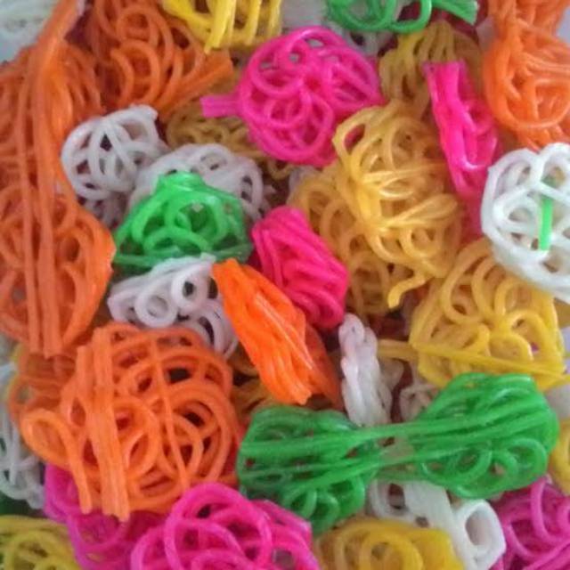 

Kerupuk Warna Warni