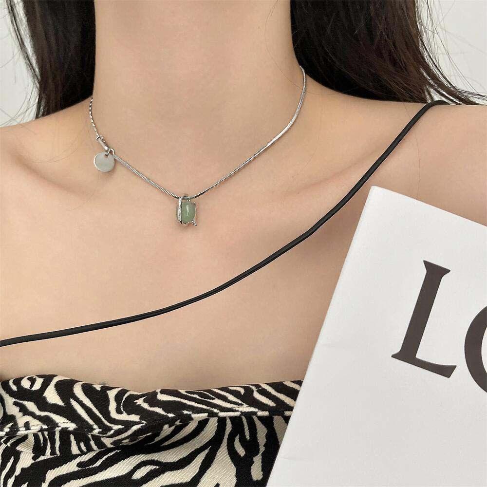 Mxbeauty Wanita Splicing Kalung Elegan Choker Giok Liontin Gaya Etnik Bahan Titanium Steel Tulang Ular Rantai Klavikula Chain