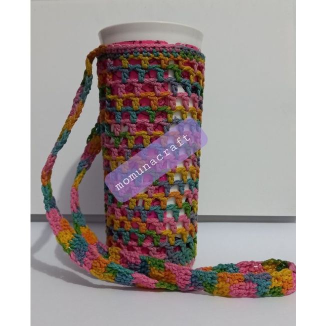 Tumbler holder tempat botol rajut