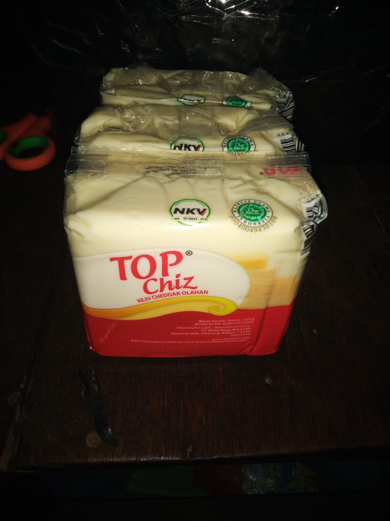 Keju Meg Sebaguna 250gr Potong