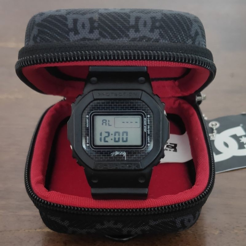 Jam tangan G-Shock DW5600VT Stussy