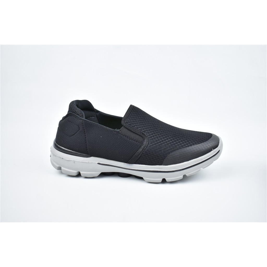 Sepatu Slip On Pria ULTRA A.1915 (39-42)