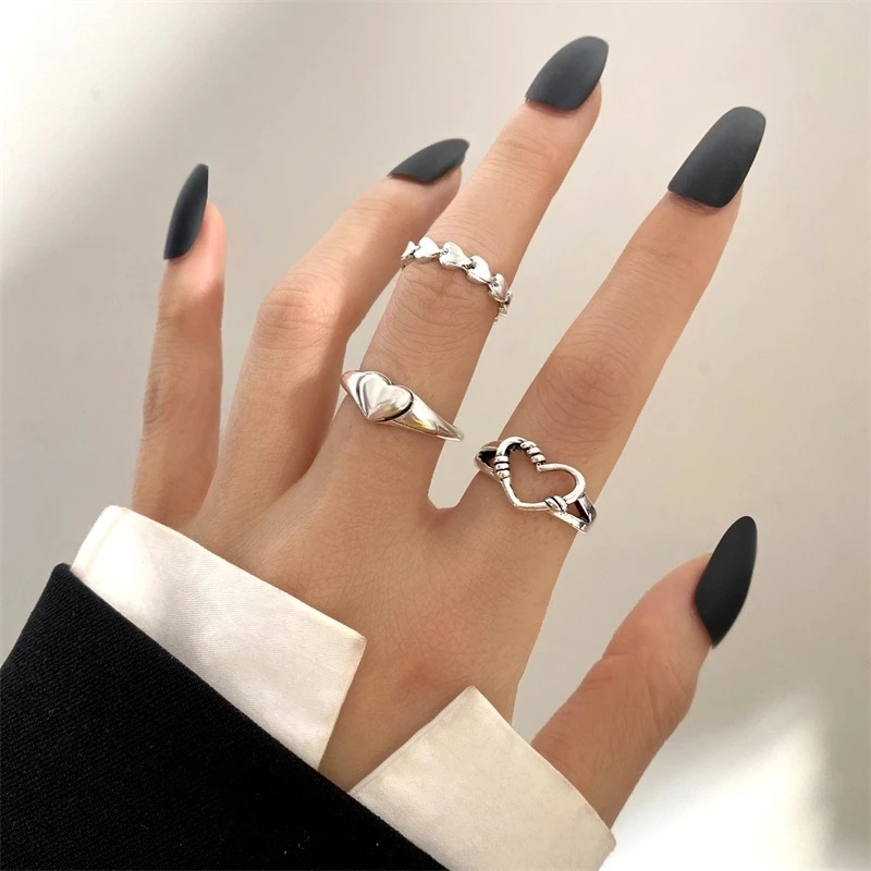 3pcs / Set Cincin Model Terbuka Desain Hati Hollow Gaya Simple / Populer Tipis Untuk Wanita