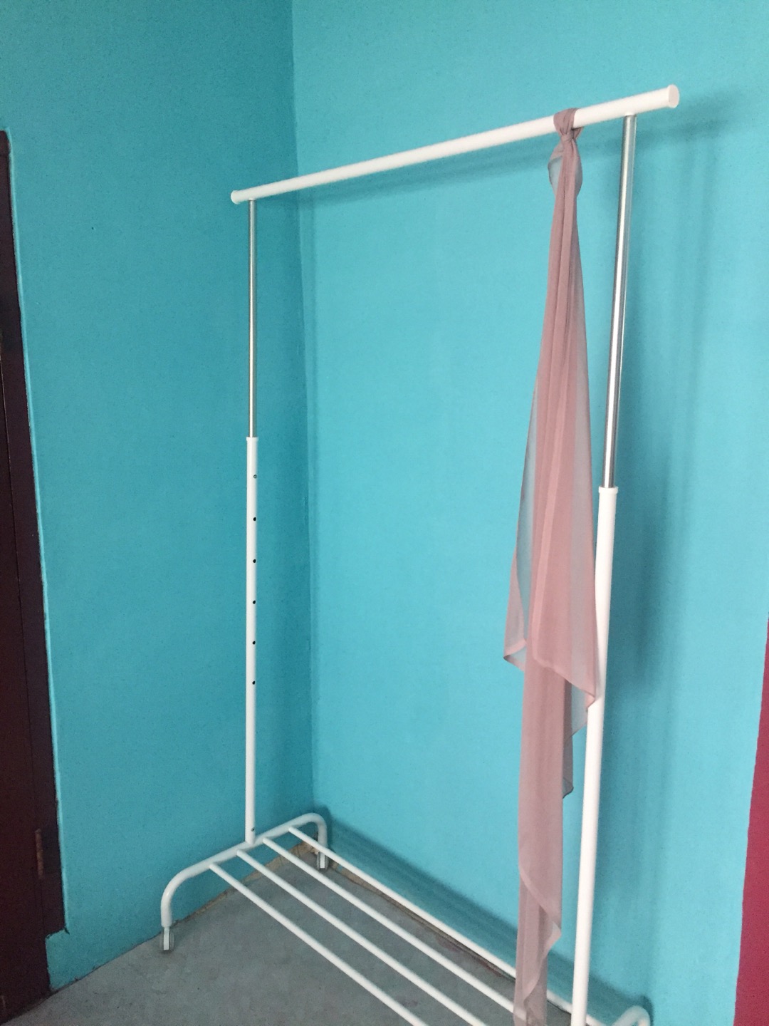 Ikea Rigga Rak Pakaian Putih