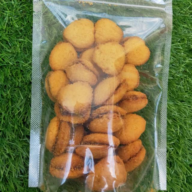 

Kue love selai nanas / Cemilan / Snack kiloan