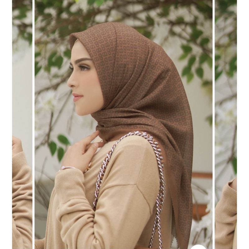 Preloved Buttonscarves Tapis square Warna RUST,NETT