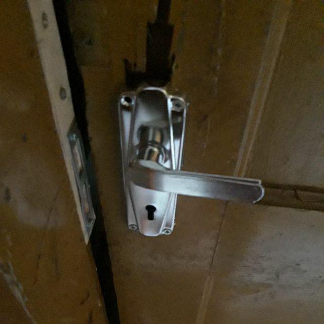 Kunci pintu kecil Napoli model dulu handle pintu kunci Kunci pintu kecil Napoli model dulu handle pintu kunci