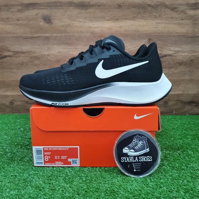 SEPATU NIKE AIR ZOOM PEGASUS 37 BLACK WHITE 100% PK ORIGINAL TERLARIS