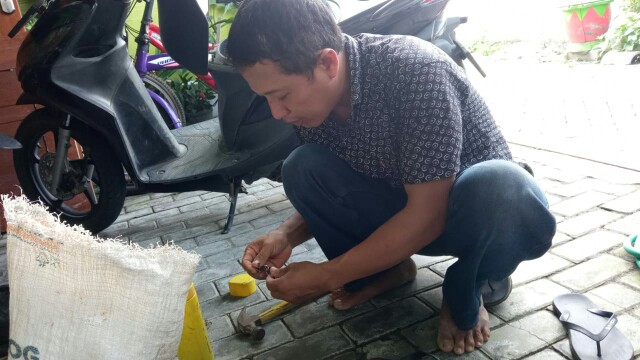 Kecil Refill Glue Gun Kecil / Isi Lem Tembak Kecil (per Pcs)