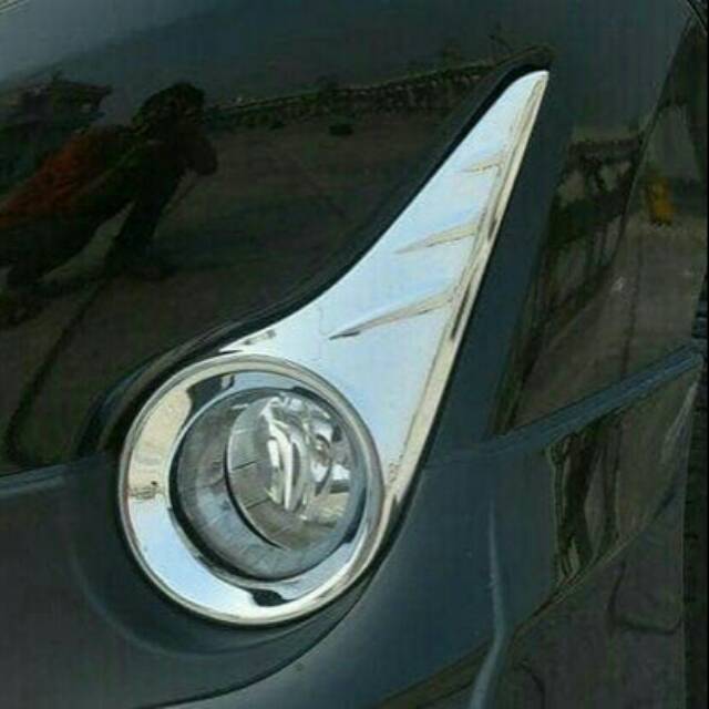 COVER GARNISH FOGLAMP AGYA 2017