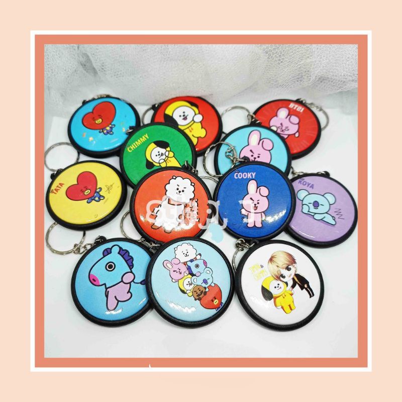 Gantungan Kunci Karakter BT21 BTS Tipis Ganci Souvenir Kado Mainan Koleksi Anak Murah BTS