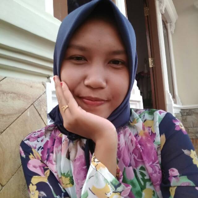 leni23021996