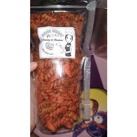 

Basreng ( bakso goreng kriuk, dan makroni unter baput dan daun jeruk