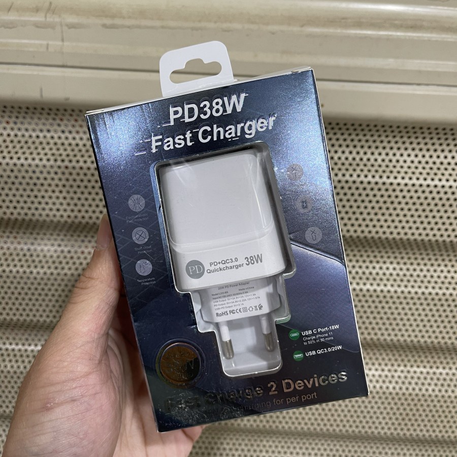 travel adaptor Quick charger batok fast charging PD 20w type-c dengan 1 usb QC 3.0 2 in 1 charger