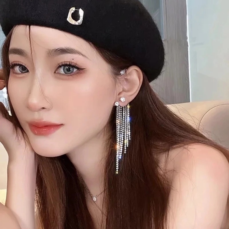 Anting Klip Rumbai Panjang Hias Kristal Berlian Imitasi Gaya Vintage Korea Untuk Wanita