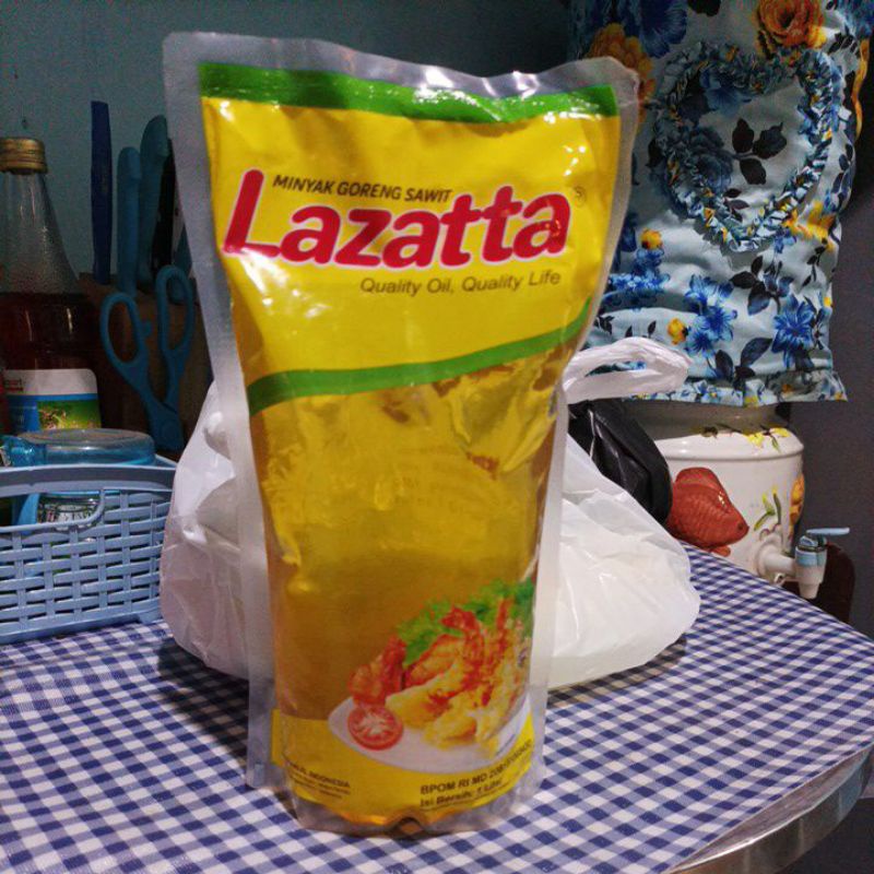 minyak goreng LAZATTA