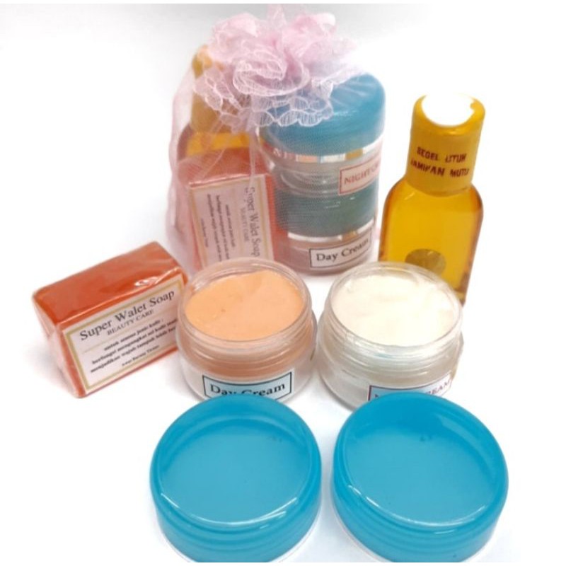 CREAM WALET BIRU // CREAM SUPER WALET BIRU