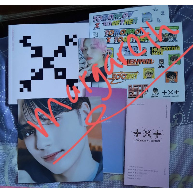 ALBUM TXT BLUE HOUR (AR ver) PC YEONJUN POSTCARD HUENINGKAI