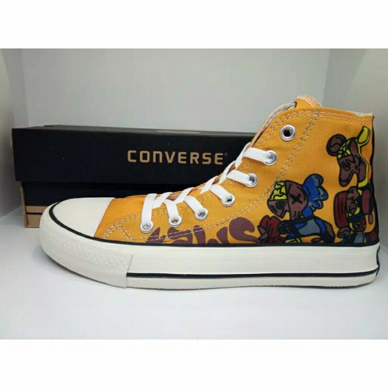 (BISA COD) Sepatu Sneakers AllStar Converse Motif Karakter (Kaws)