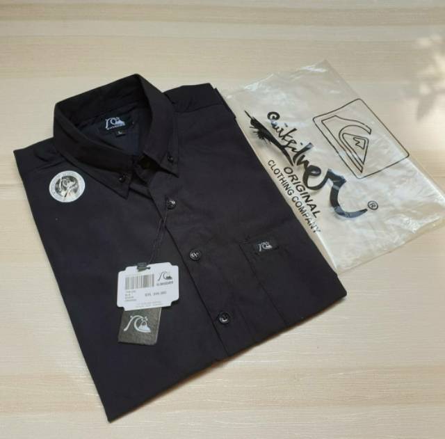 ORIGINAL KEMEJA POLOS DISTRO PRIA LENGAN PENDEK SURFING DAN KERJA KANTOR BAJU FORMAL