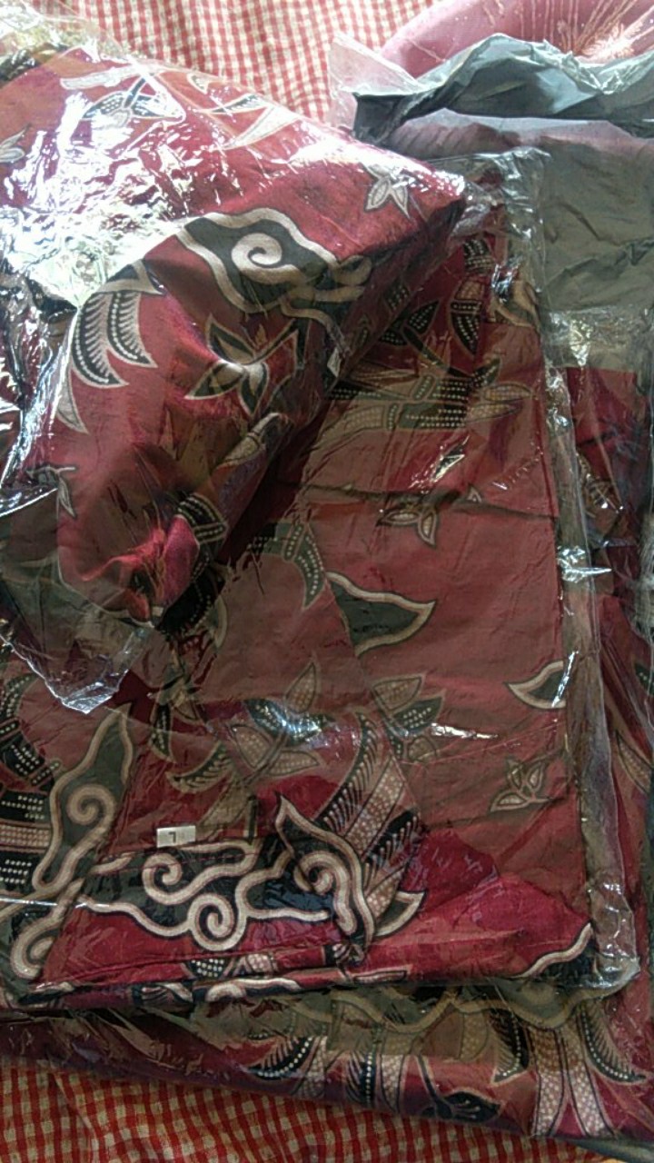 Batik Couple Keluarga-seragam Batik Keluarga Sania Ruffle Ori Ndoro Jowi Dnt Motif Awan Merah Hijau