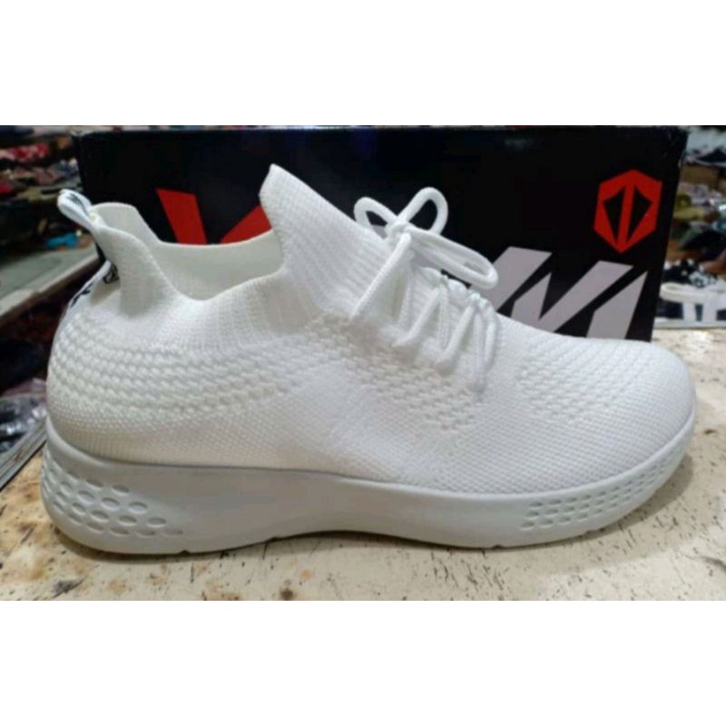 [ PREMIUM ] TERBARU SEPATU KDM ORI IMPORT TL SLIP-ON OFFWHITE GRADE ORIGINAL