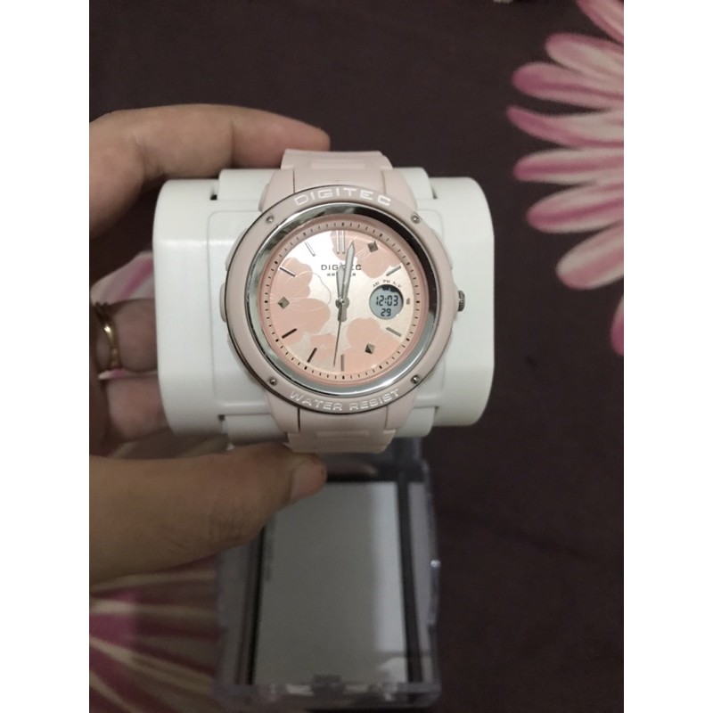 jam Digitec ori