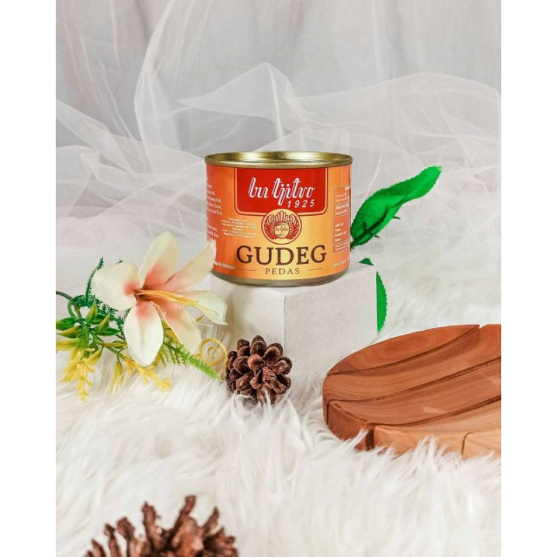 

GUDEG BU TJITRO/GUDEG JOGJA