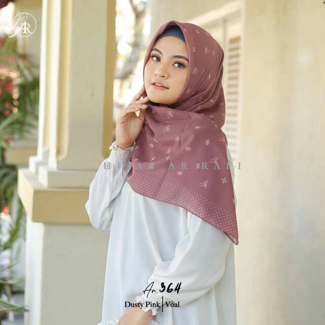 Segi 4 Voal Motif Ar Rafi