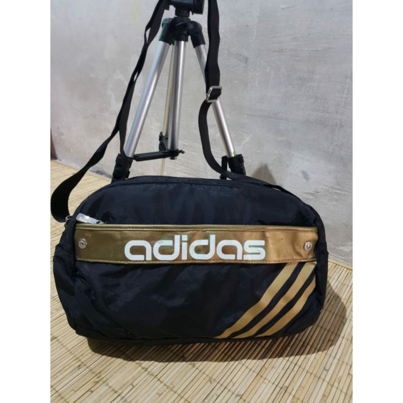 Tas selempang Adidas second