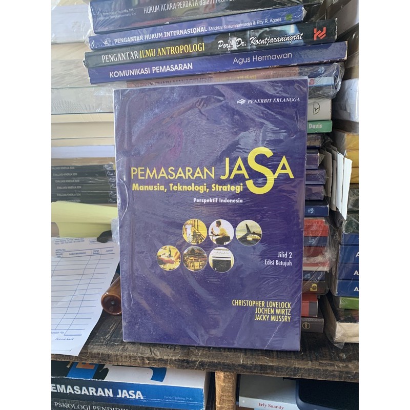

Pemasaran Jasa Edisi 7 jilid 2 by lovelock