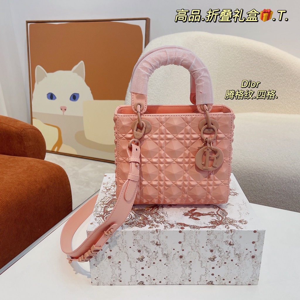 [Original] 2022 New   (With Box) Mini LADY DIOR Bag Leather Diamond Pattern Cannage Women's Fashion