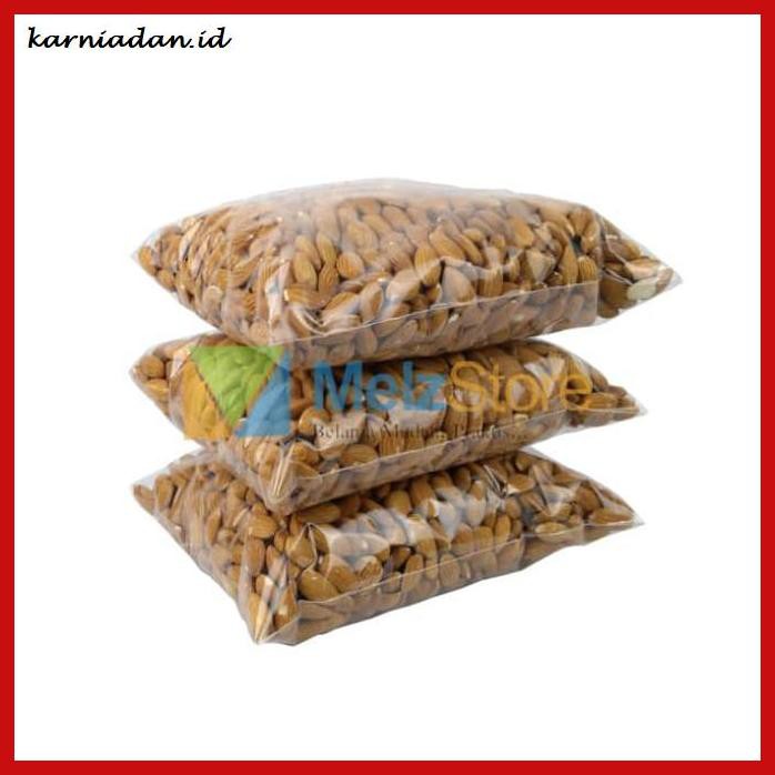 

MAKANAN-RINGAN- KACANG ALMOND MENTAH KUPAS UTUH RAW WHOLE BLUE DIAMOND 1KG -BERMACAM-MACAM.