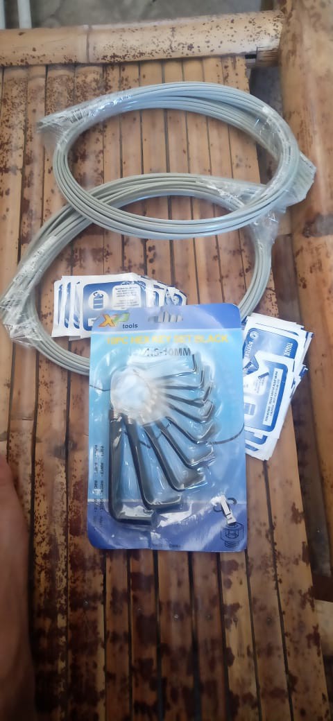 Tissue Tisu Pembersih Galon Tissue Galon Bottle Sanitizer Per100bj