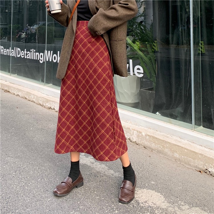 red plaid skirt medium