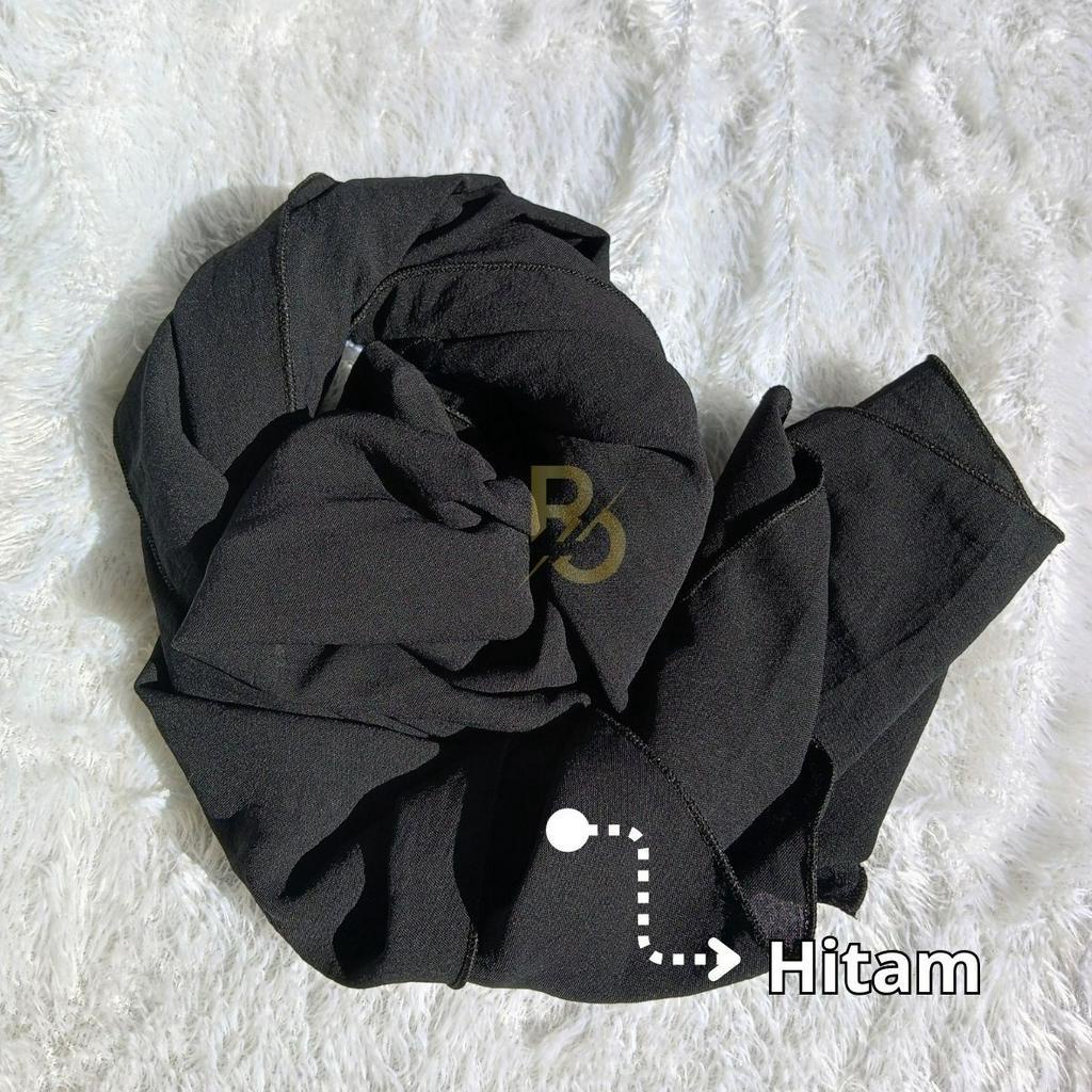 Pashmina Anak Crinkle Airflow / Pashmina Syakira Kids / Jilbab Anak Perempuan / Hijab Panjang / Pashmina Hitam