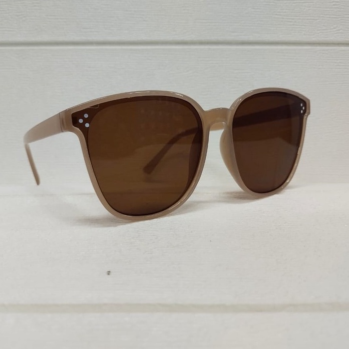 ⭐ JKTMART ⭐ Kacamata Wanita Pria Optik Anti Sunglass Dengan Fashion Sunglasses Eyewear KUV R297-COKLAT