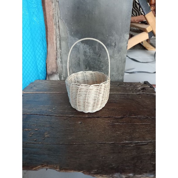 keranjang rotan telur mini diameter 8 cm
