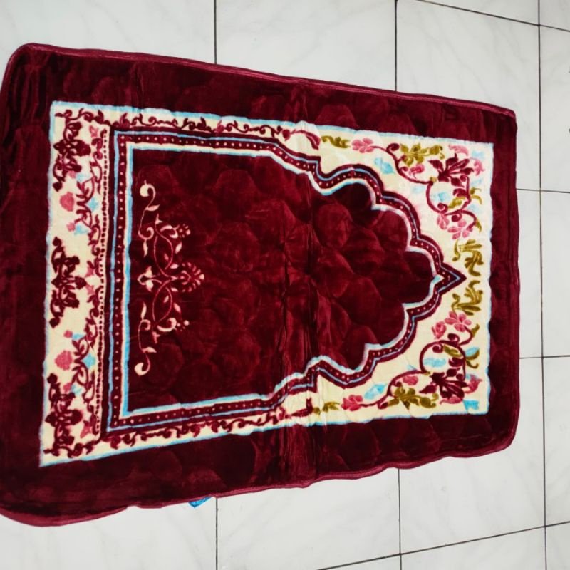 sajadah arya saloka sajadah luxor quilting bahan bludru halus bahan tebal ukuran 80x120