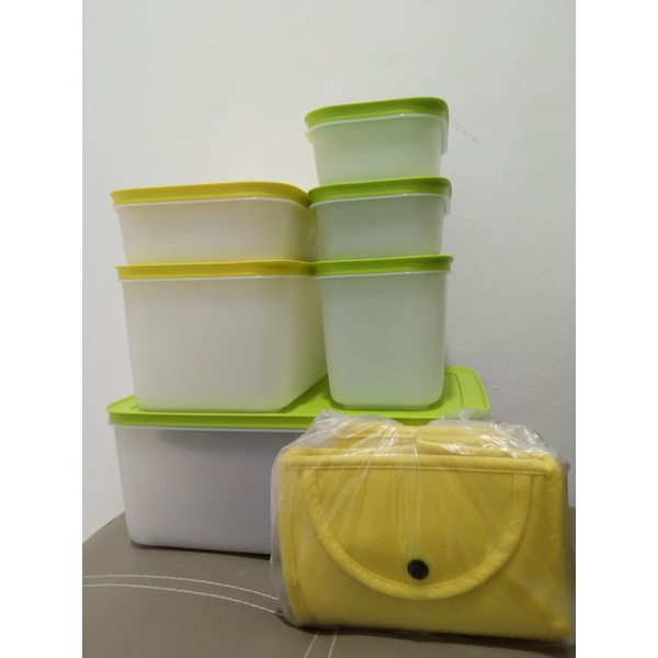 wadah kulkas Tupperware