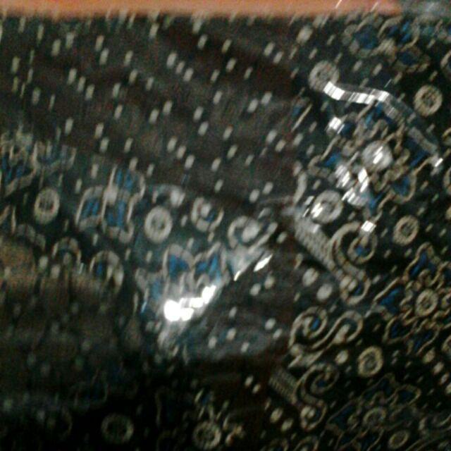 Maura Couple - Sania Ruffle Batik Couple