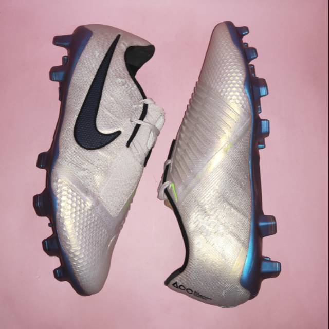 Nike Phantom Venom Elite SG Pro Anti Clog Traction rot .