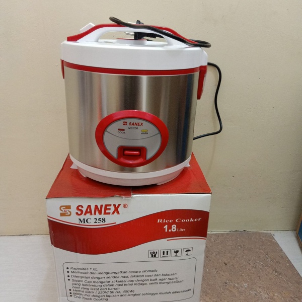 Rice Cooker / Magic Com 1,8Lt SANEX MC-528