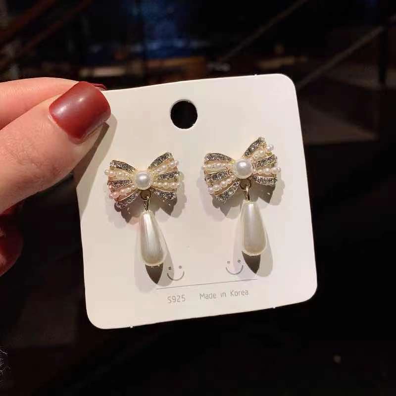 2021 baru lampu mewah sterling silver jarum kupu-kupu anting-anting untuk wanita temperamental gaya