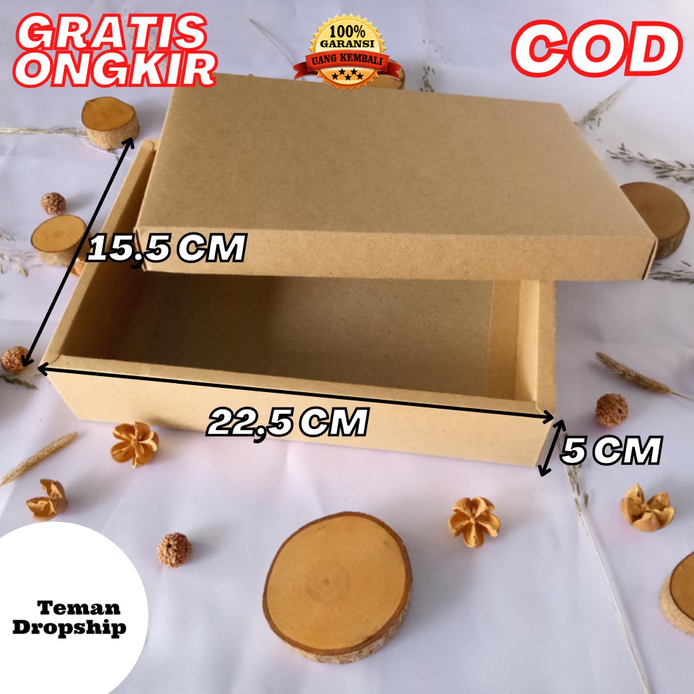 

KARDUS HAMPERS KOTAK KADO GIFT BOX KADO HAMPERS SIZE 22,5X15,5X 5 CM - TUTUP ATAS